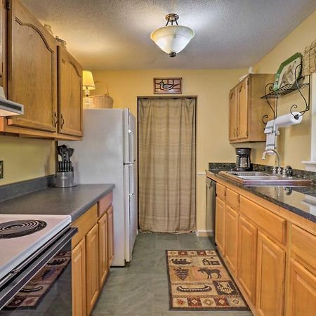Creekside Retreat With Deck, 18 Miles To Wolf Ridge Villa Weaverville Ngoại thất bức ảnh
