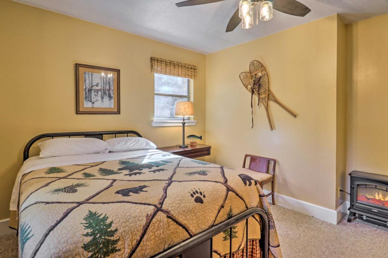 Creekside Retreat With Deck, 18 Miles To Wolf Ridge Villa Weaverville Ngoại thất bức ảnh