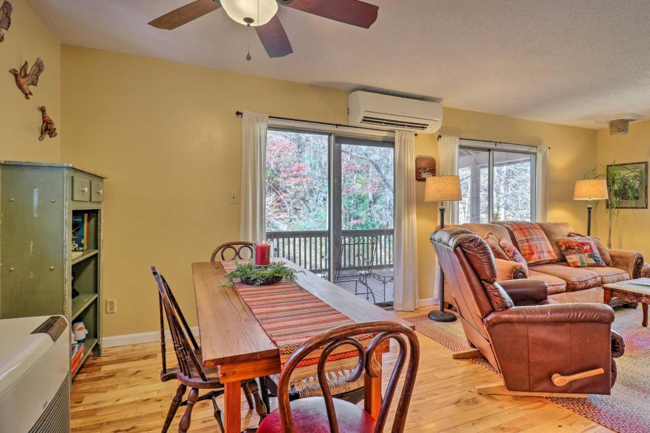 Creekside Retreat With Deck, 18 Miles To Wolf Ridge Villa Weaverville Ngoại thất bức ảnh